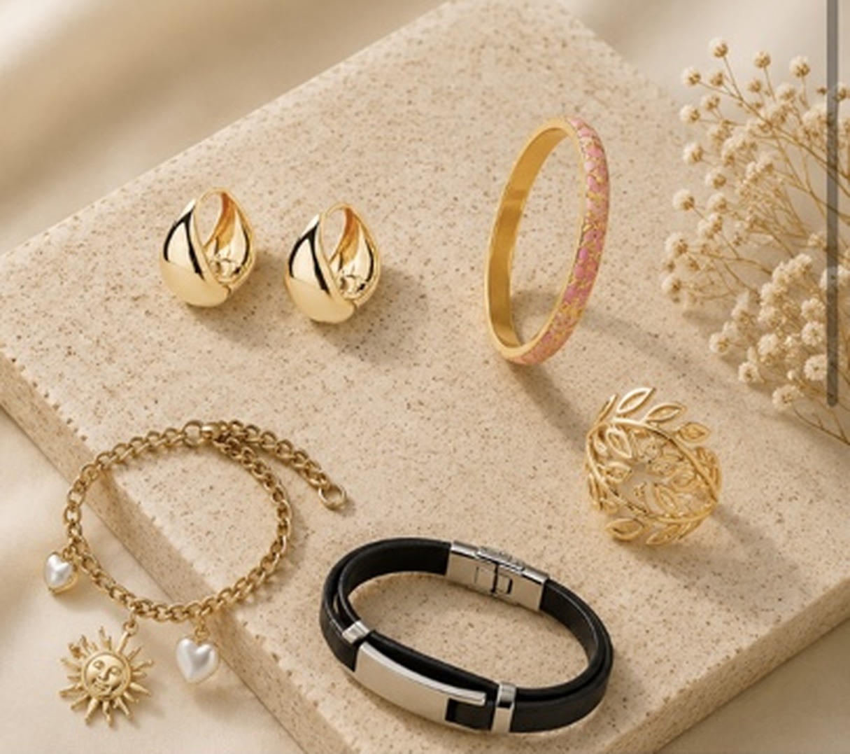 Sélection de bijoux dorés RAJ
