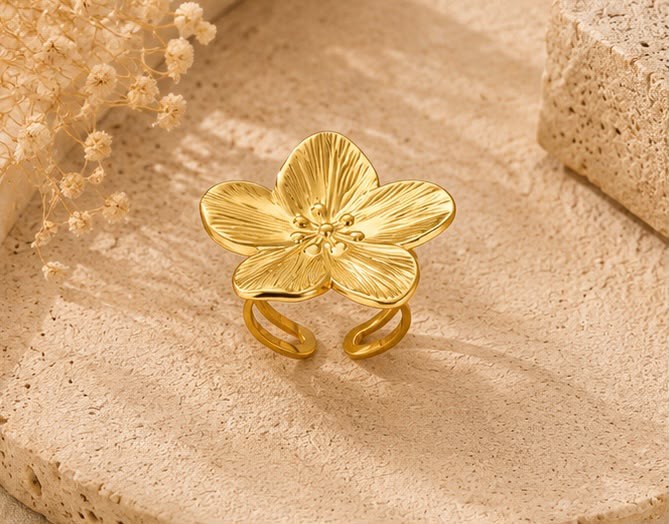 Bague Fleur Royale